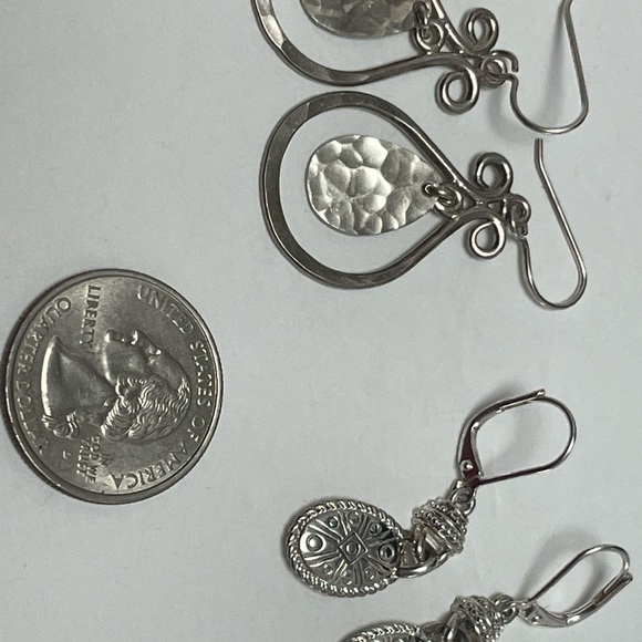Gorgeous silver tone dangle earrings with a southwestern flair. Two pair - Picture 8 of 8